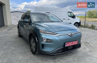Внедорожник / Кроссовер Hyundai Kona Electric 2019 в 
