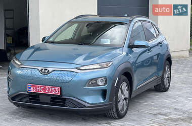 Внедорожник / Кроссовер Hyundai Kona Electric 2019 в 