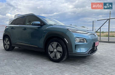 Внедорожник / Кроссовер Hyundai Kona Electric 2019 в 