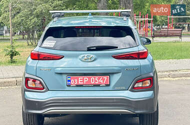Внедорожник / Кроссовер Hyundai Kona Electric 2018 в 