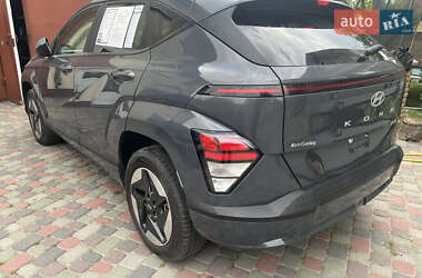 Позашляховик / Кросовер Hyundai Kona Electric 2023 в 