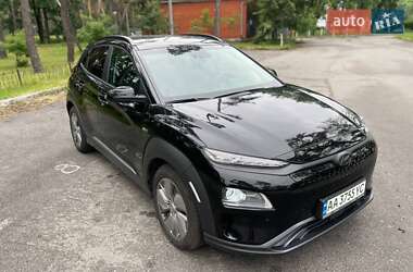 Внедорожник / Кроссовер Hyundai Kona Electric 2020 в Киеве