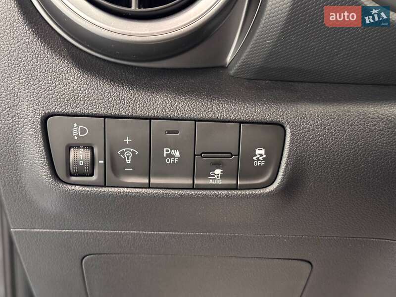 Позашляховик / Кросовер Hyundai Kona Electric 2021 в Львові