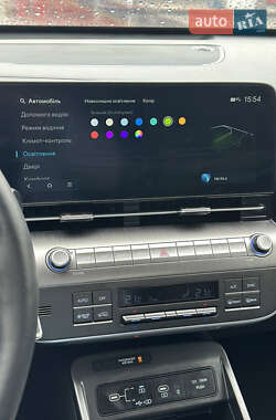 Позашляховик / Кросовер Hyundai Kona Electric 2024 в 