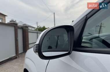 Позашляховик / Кросовер Hyundai Kona Electric 2021 в 