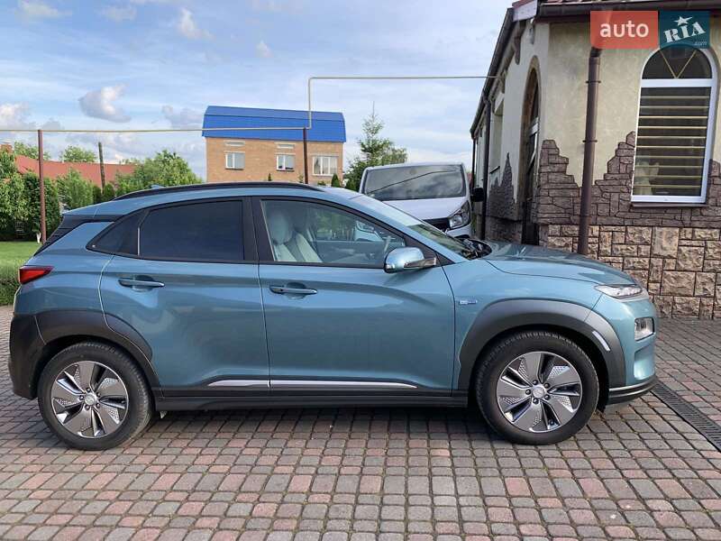 Внедорожник / Кроссовер Hyundai Kona Electric 2019 в Радивилове