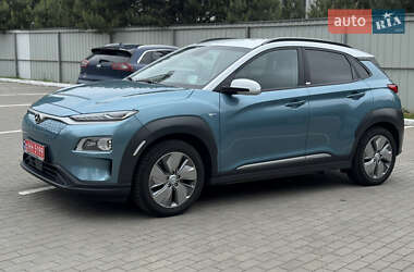 Внедорожник / Кроссовер Hyundai Kona Electric 2020 в 