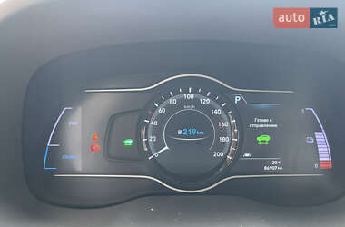 Внедорожник / Кроссовер Hyundai Kona Electric 2019 в 
