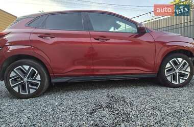 Позашляховик / Кросовер Hyundai Kona Electric 2023 в Харкові