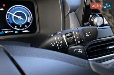 Внедорожник / Кроссовер Hyundai Kona Electric 2021 в 
