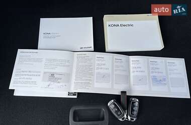 Внедорожник / Кроссовер Hyundai Kona Electric 2020 в 