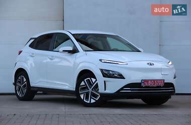 Внедорожник / Кроссовер Hyundai Kona Electric 2023 в Сарнах