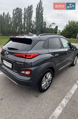 Позашляховик / Кросовер Hyundai Kona Electric 2020 в 
