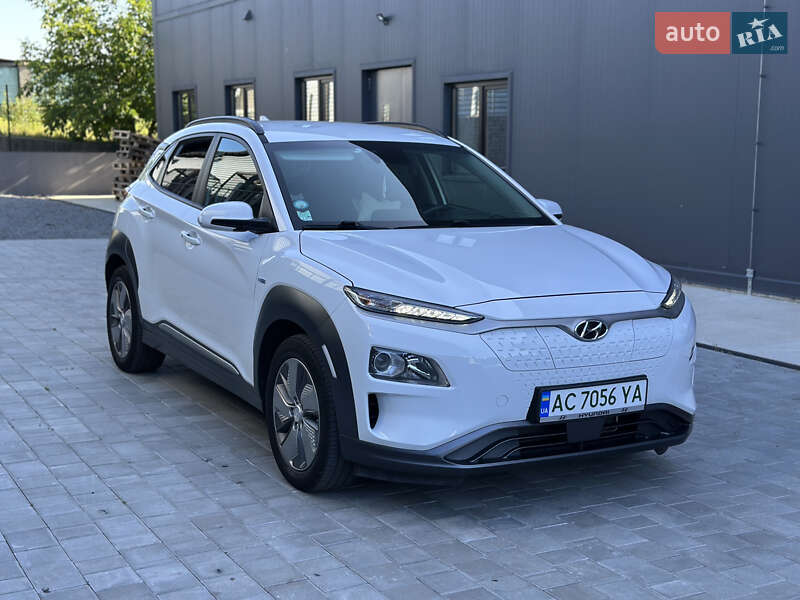 Позашляховик / Кросовер Hyundai Kona Electric 2019 в Луцьку