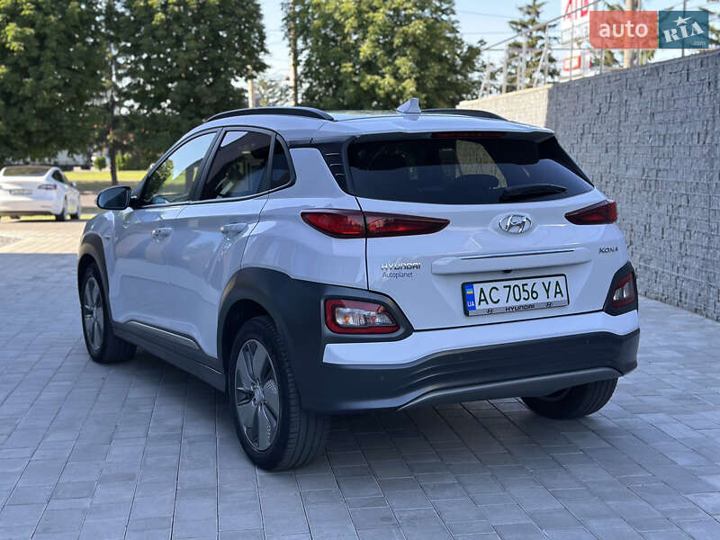 Позашляховик / Кросовер Hyundai Kona Electric 2019 в Луцьку