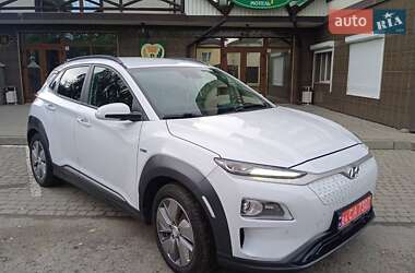 Внедорожник / Кроссовер Hyundai Kona Electric 2021 в Черновцах