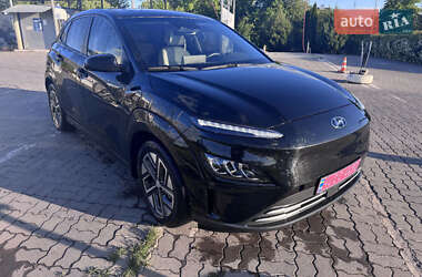Позашляховик / Кросовер Hyundai Kona Electric 2023 в Володимирі
