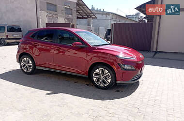 Внедорожник / Кроссовер Hyundai Kona Electric 2023 в Тернополе
