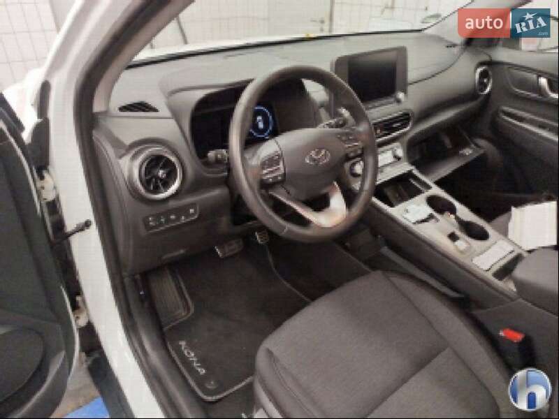 Позашляховик / Кросовер Hyundai Kona Electric 2021 в Львові