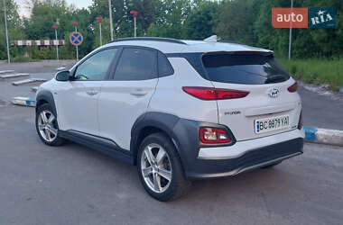 Внедорожник / Кроссовер Hyundai Kona Electric 2019 в 