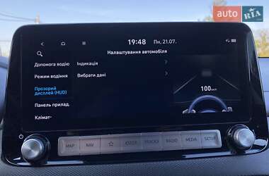 Позашляховик / Кросовер Hyundai Kona Electric 2021 в 
