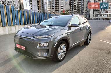 Внедорожник / Кроссовер Hyundai Kona Electric 2020 в Киеве