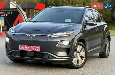 Внедорожник / Кроссовер Hyundai Kona Electric 2021 в Тернополе