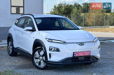 Внедорожник / Кроссовер Hyundai Kona Electric 2020 в Ровно