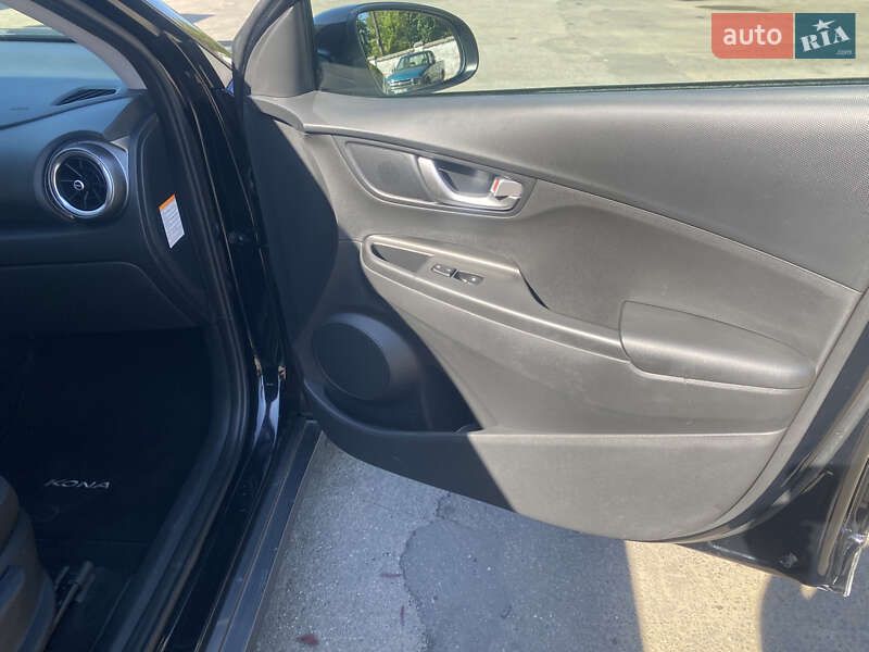 Позашляховик / Кросовер Hyundai Kona Electric 2023 в Жмеринці