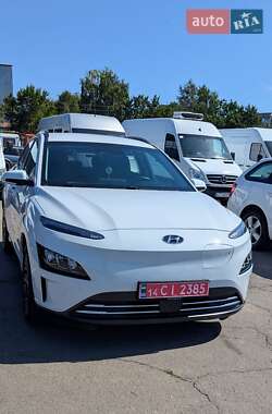 Внедорожник / Кроссовер Hyundai Kona Electric 2021 в Ровно