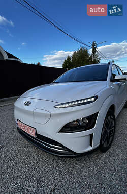 Внедорожник / Кроссовер Hyundai Kona Electric 2021 в Киеве