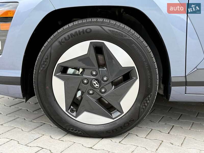 Внедорожник / Кроссовер Hyundai Kona Electric 2024 в Дубно