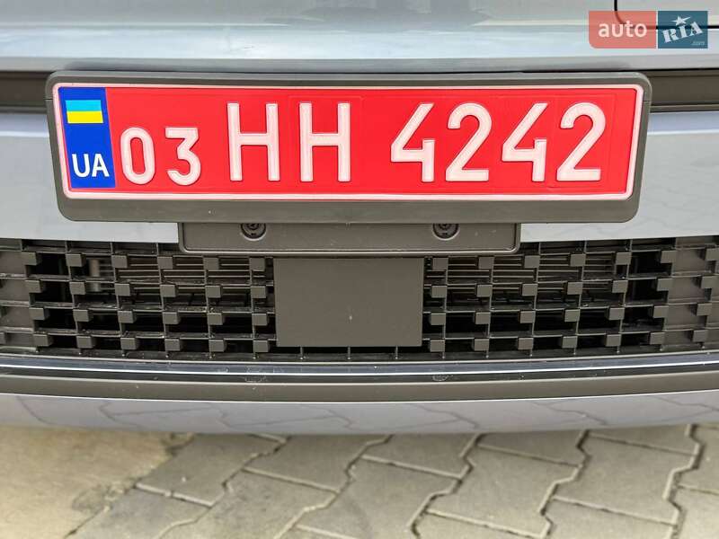 Внедорожник / Кроссовер Hyundai Kona Electric 2024 в Дубно