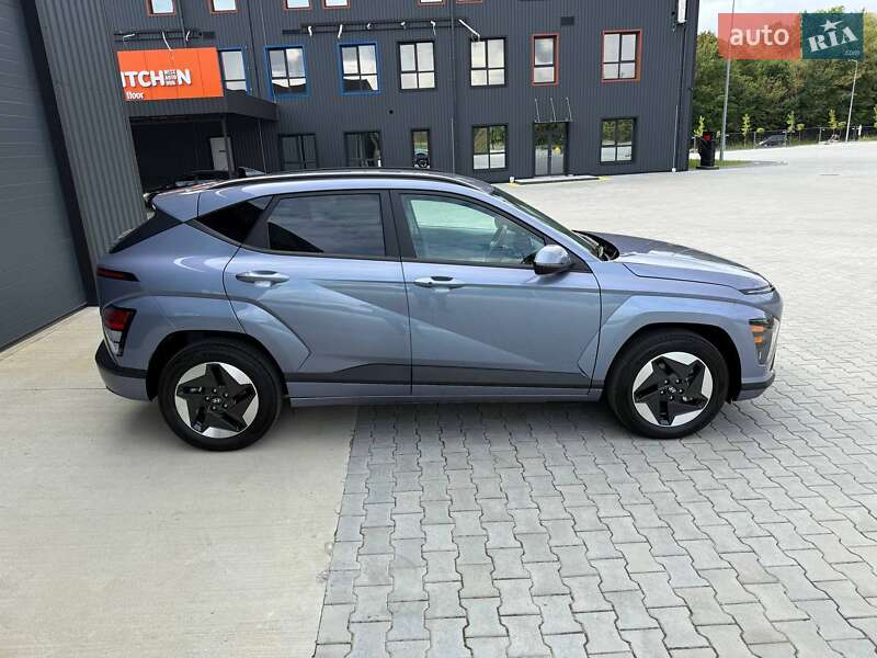Внедорожник / Кроссовер Hyundai Kona Electric 2024 в Дубно