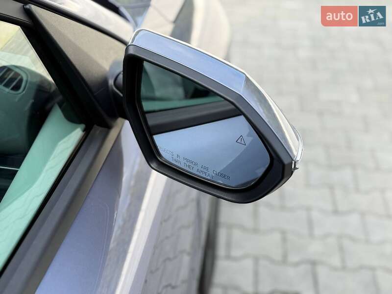 Внедорожник / Кроссовер Hyundai Kona Electric 2024 в Дубно