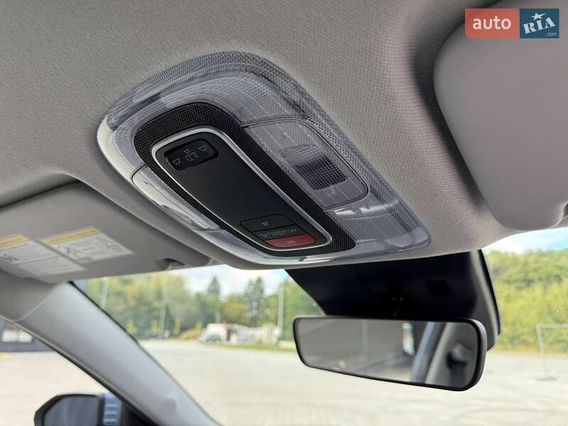 Внедорожник / Кроссовер Hyundai Kona Electric 2024 в Дубно