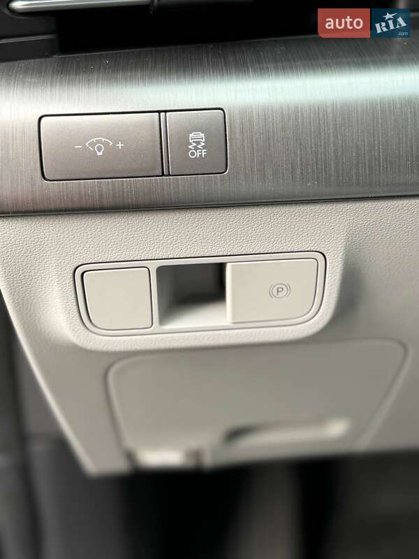 Внедорожник / Кроссовер Hyundai Kona Electric 2024 в Дубно