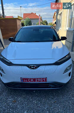 Внедорожник / Кроссовер Hyundai Kona Electric 2020 в Ужгороде