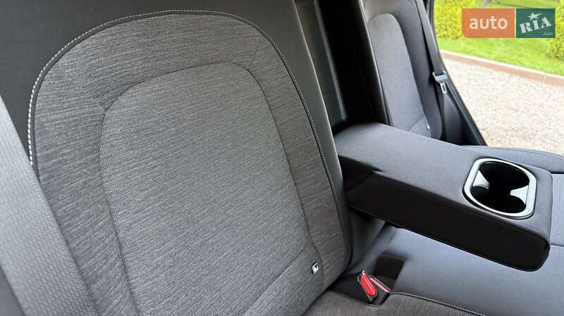 Внедорожник / Кроссовер Hyundai Kona Electric 2020 в Львове фото 60 Внедорожник / Кроссовер Hyundai Kona Electric 2020 в Львове