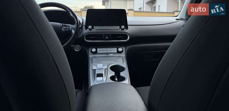 Внедорожник / Кроссовер Hyundai Kona Electric 2020 в Львове фото 91 Внедорожник / Кроссовер Hyundai Kona Electric 2020 в Львове