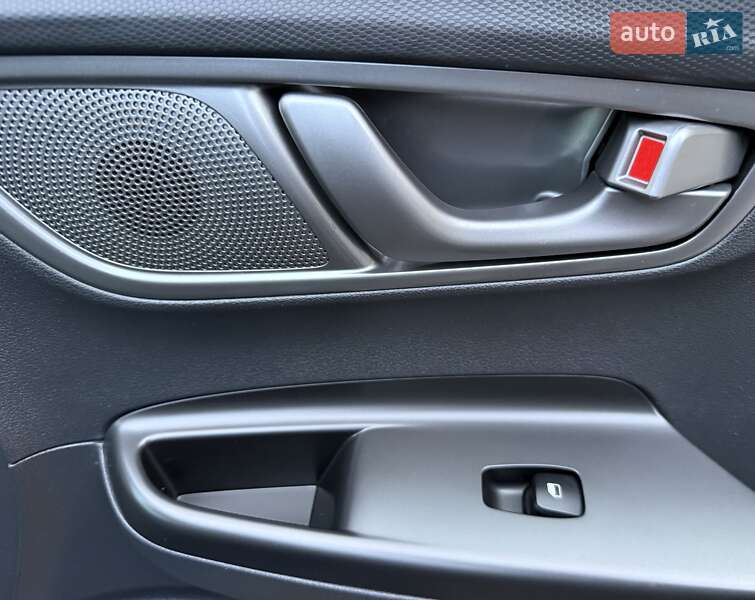 Внедорожник / Кроссовер Hyundai Kona Electric 2020 в Львове фото 109 Внедорожник / Кроссовер Hyundai Kona Electric 2020 в Львове