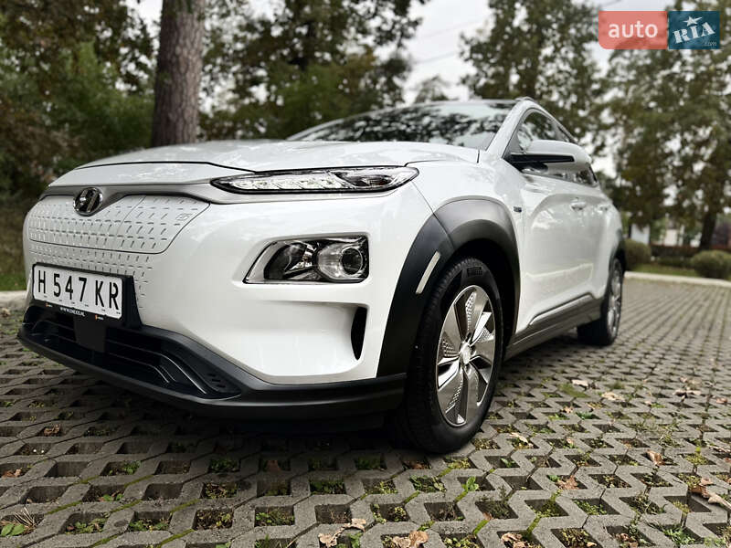 Внедорожник / Кроссовер Hyundai Kona Electric 2020 в Буче