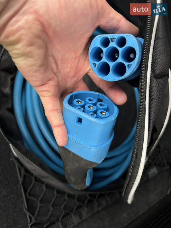 Внедорожник / Кроссовер Hyundai Kona Electric 2020 в Буче