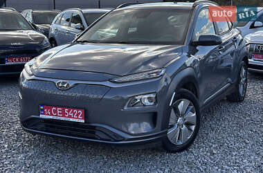 Внедорожник / Кроссовер Hyundai Kona Electric 2020 в 
