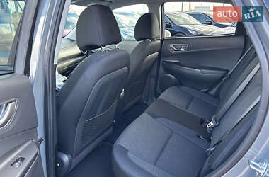 Внедорожник / Кроссовер Hyundai Kona Electric 2020 в 