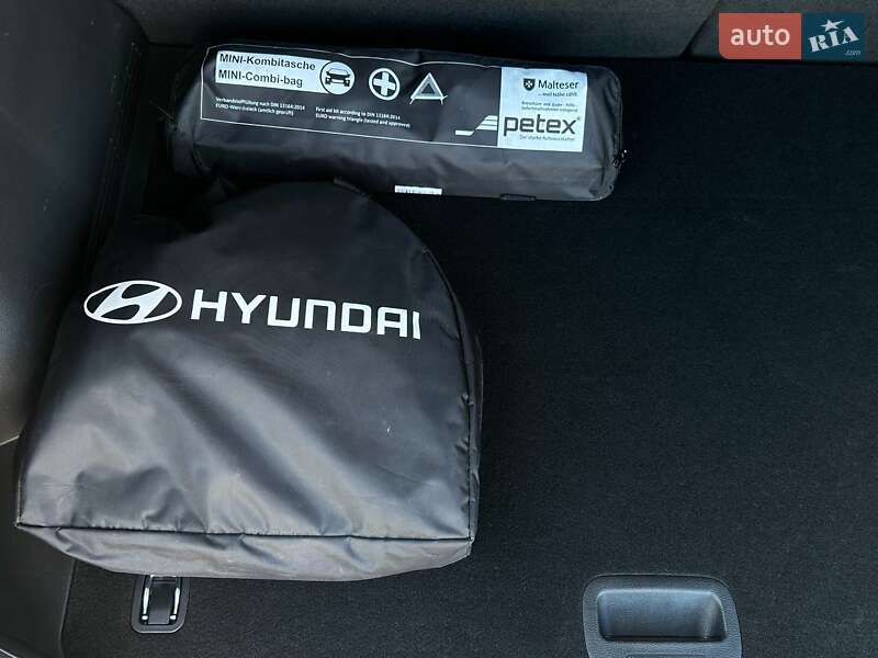 Внедорожник / Кроссовер Hyundai Kona Electric 2021 в Львове фото 60 Внедорожник / Кроссовер Hyundai Kona Electric 2021 в Львове