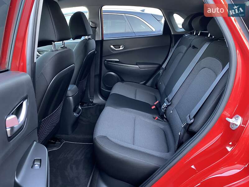 Внедорожник / Кроссовер Hyundai Kona Electric 2021 в Львове фото 62 Внедорожник / Кроссовер Hyundai Kona Electric 2021 в Львове
