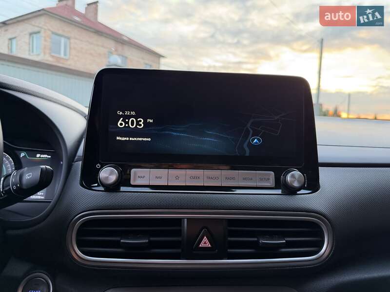 Позашляховик / Кросовер Hyundai Kona Electric 2020 в Чернівцях