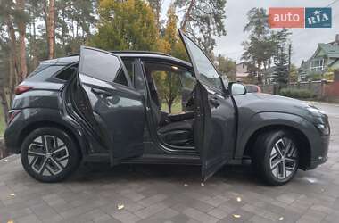 Позашляховик / Кросовер Hyundai Kona Electric 2022 в  фото 26 Позашляховик / Кросовер Hyundai Kona Electric 2022 в