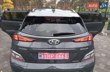 Позашляховик / Кросовер Hyundai Kona Electric 2022 в  фото 27 Позашляховик / Кросовер Hyundai Kona Electric 2022 в